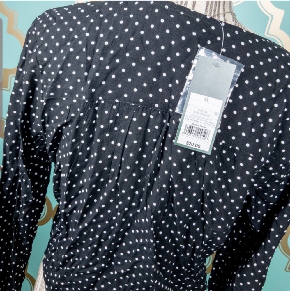 ๐ฑNWT Wild Fable Polka Dot Crop Top๐ฑ - Picture 3 of 3